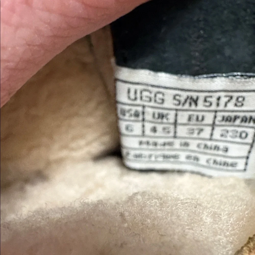 UGG size 6 Black and Tan Shearling Winter Boots
